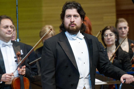 Главным дирижером Новосибирской оперы стал Дмитрий Юровский Главным дирижером Новосибирской оперы стал Дмитрий Юровский