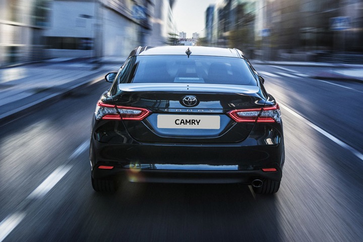 Мэрия Новосибирска решила купить две Toyota Camry за 5 млн рублей Мэрия Новосибирска решила купить две Toyota Camry за 5 млн рублей