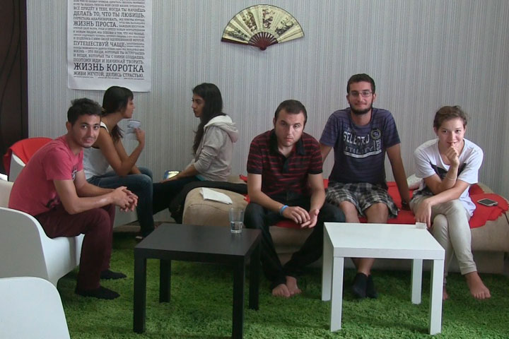 Омичи требуют закрыть хостел в жилом доме из-за иностранных постояльцев Омичи требуют закрыть хостел в жилом доме из-за иностранных постояльцев