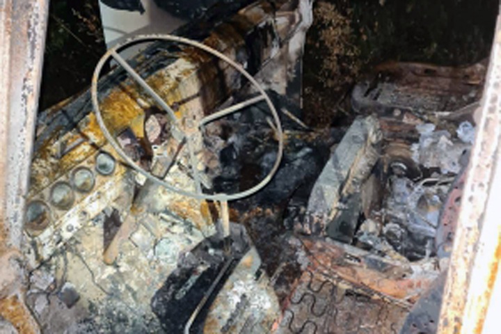 Двоих жителей застрелили и сожгли в машине в Иркутской области Двоих жителей застрелили и сожгли в машине в Иркутской области