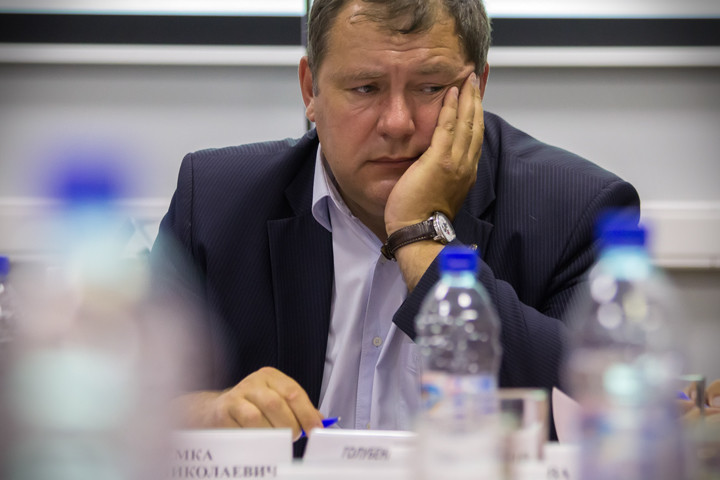 Сёмку и Шмидта убрали из совета по развитию Новосибирской агломерации Сёмку и Шмидта убрали из совета по развитию Новосибирской агломерации