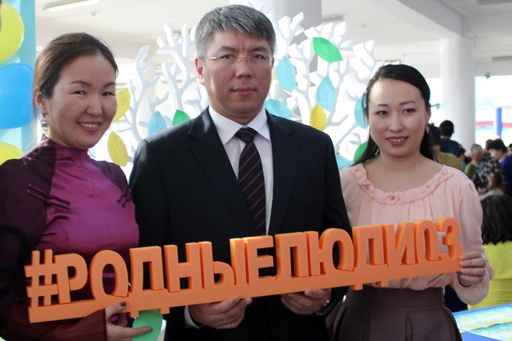 Бурятские депутаты не стали снижать муниципальный фильтр на выборах главы республики