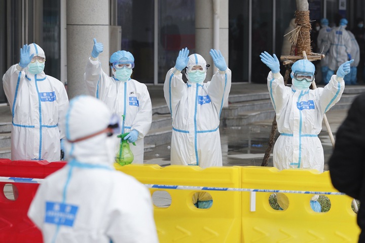 Число красноярцев с подозрением на коронавирус выросло почти до 250