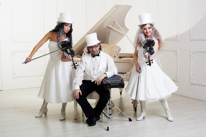 Ударно-скрипичное шоу ULTRA даст уникальный концерт Ударно-скрипичное шоу ULTRA даст уникальный концерт