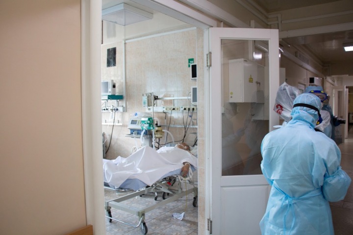 Число умерших новосибирцев с COVID-19 оказалось почти в два раза выше официального
