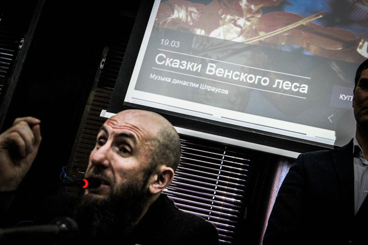 Life опубликовал репортаж из закулисья Владимира Кехмана Life опубликовал репортаж из закулисья Владимира Кехмана