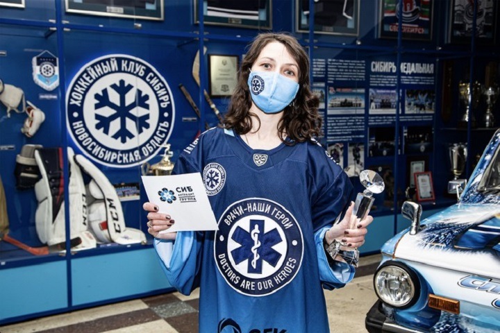 Лучший новосибирский педиатр о работе: «Сейчас модно каждое слово перепроверять у „врачей-блогеров“» Лучший новосибирский педиатр о работе: «Сейчас модно каждое слово перепроверять у „врачей-блогеров“»