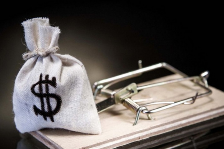 Пиратский вклад. Как банковские сотрудники зарабатывают на мисселинге