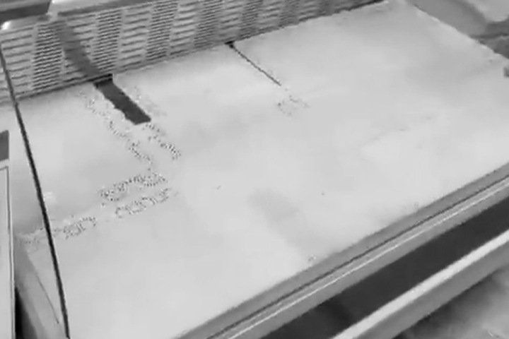 Власти таймырского поселка Хатанга объяснили дефицит продуктов Власти таймырского поселка Хатанга объяснили дефицит продуктов