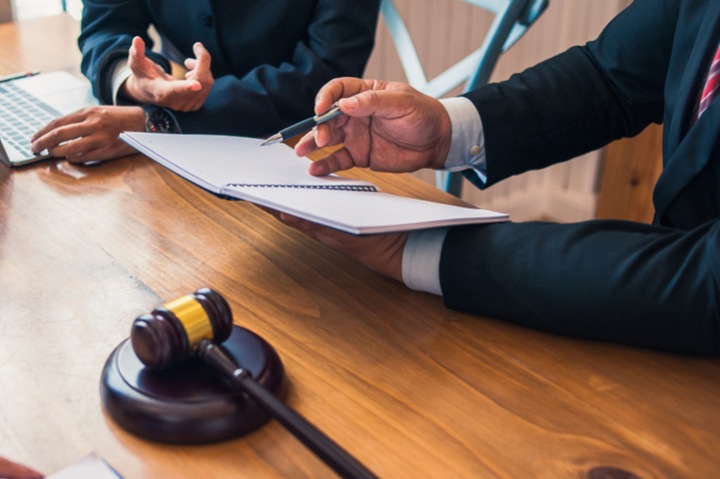 Юрист по госзакупкам, когда нужен