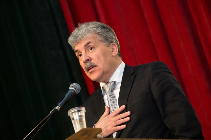 Наружную рекламу Грудинина сняли в Томске Наружную рекламу Грудинина сняли в Томске