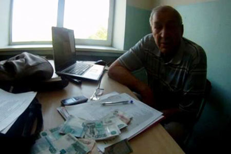 Преподаватель ИрГТУ обвиняется в получении 29 взяток от студентов Преподаватель ИрГТУ обвиняется в получении 29 взяток от студентов