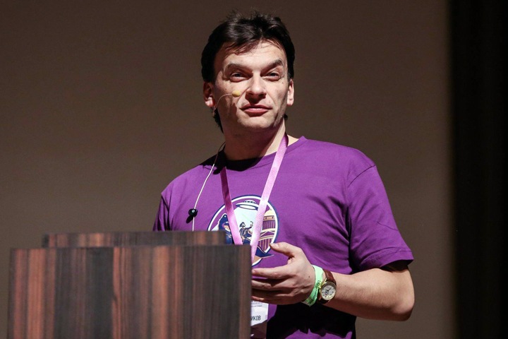 Олег Угольников: «Если люди отказываются верить, что человек влияет на атмосферу, то можно и не выжить»