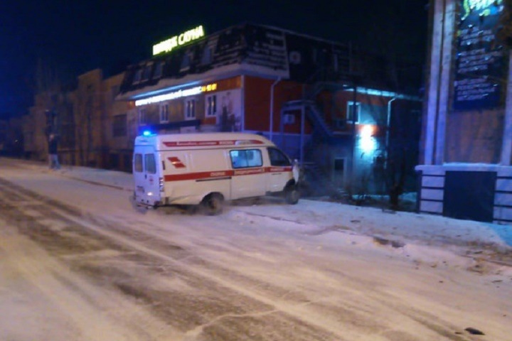 Пьяный водитель скорой врезался в микроавтобус в Бурятии Пьяный водитель скорой врезался в микроавтобус в Бурятии