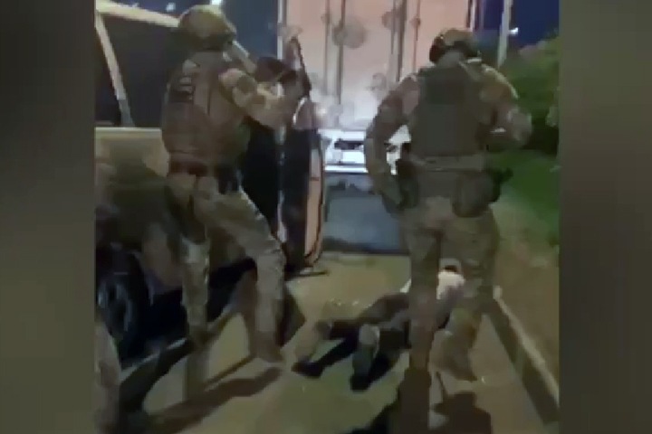 Красноярская полиция угрожает закрыть крупный рынок после драк мигрантов Красноярская полиция угрожает закрыть крупный рынок после драк мигрантов