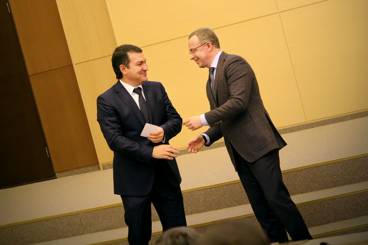 Вице-президент «Ростелекома» рассказал о планах работы в Госдуме Вице-президент «Ростелекома» рассказал о планах работы в Госдуме