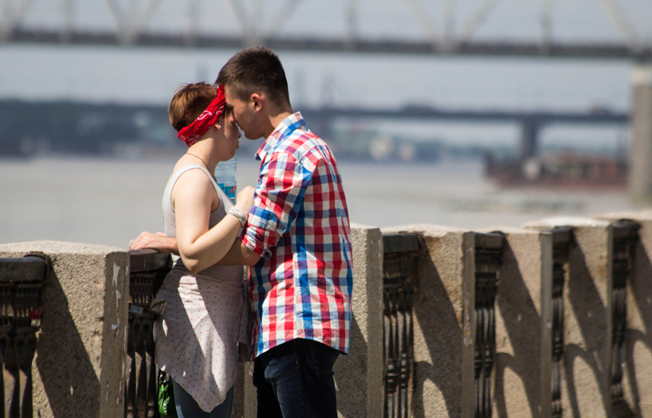 Новосибирское правительство утвердило пособия молодым семьям на уровне 2006 года