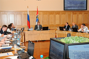 Новосибирское правительство признало неэффективными траты на биотехнопарк и жилье для молодых семей