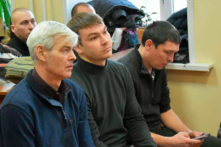 Присяжные рассмотрят дело иркутского полицейского об убийстве жителя после пыток в отделе Присяжные рассмотрят дело иркутского полицейского об убийстве жителя после пыток в отделе