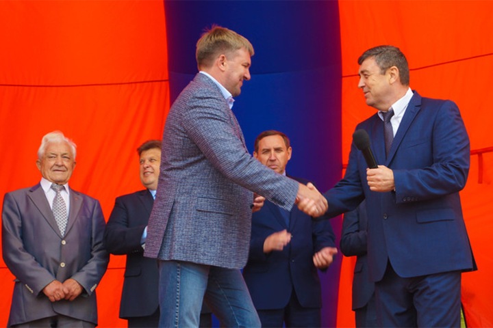 «СИБЭКО» открыло реконструированный сквер в Куйбышеве «СИБЭКО» открыло реконструированный сквер в Куйбышеве