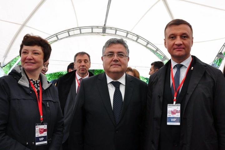 Руководство новосибирской ЛДПР заявило о двух кандидатах в мэры Руководство новосибирской ЛДПР заявило о двух кандидатах в мэры