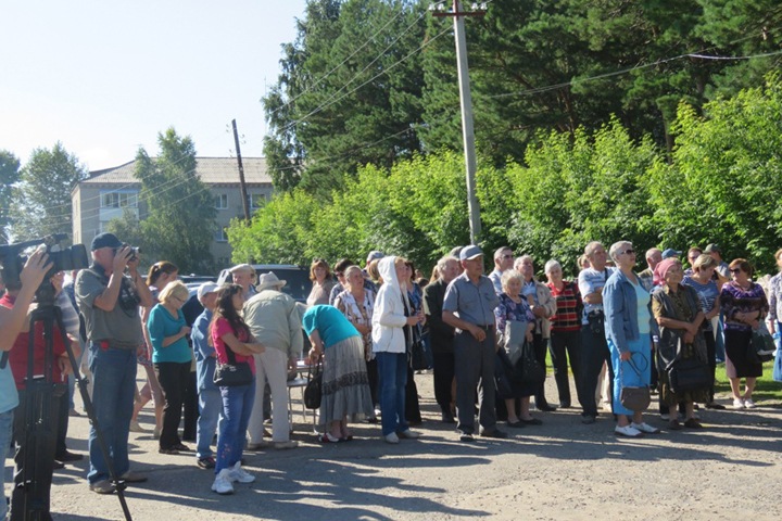 Жители Колывани выступили против строительства индюшатника Жители Колывани выступили против строительства индюшатника