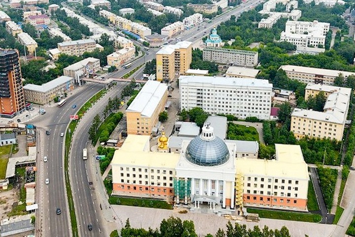 Общежитие красноярского медуниверситета закрыли на карантин из-за вспышки COVID-19 Общежитие красноярского медуниверситета закрыли на карантин из-за вспышки COVID-19