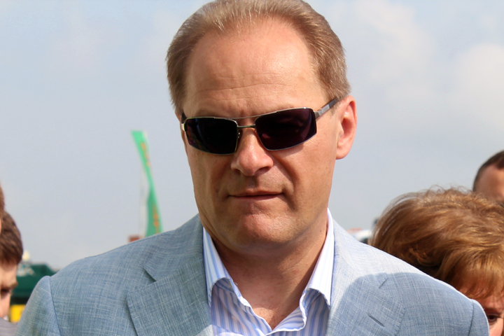 Василий Юрченко впервые выступил с публичной критикой сибирского полпреда