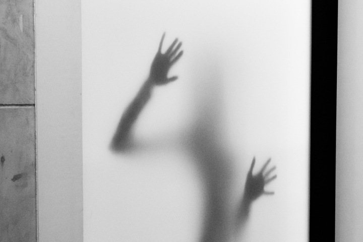 Иркутянин признан виновным в изнасилованиях 10-летней сестры