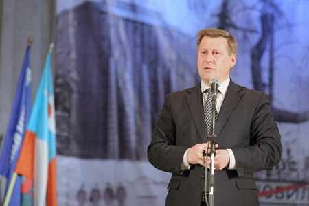 Власти Новосибирска рассчитывают сдать школу в Горском микрорайоне до конца года Власти Новосибирска рассчитывают сдать школу в Горском микрорайоне до конца года