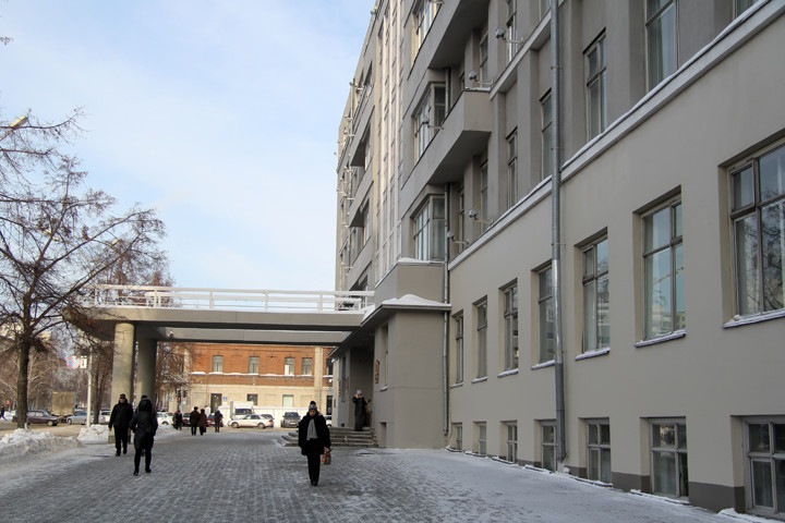 Новосибирское правительство обновит фасад за 4,7 млн рублей Новосибирское правительство обновит фасад за 4,7 млн рублей