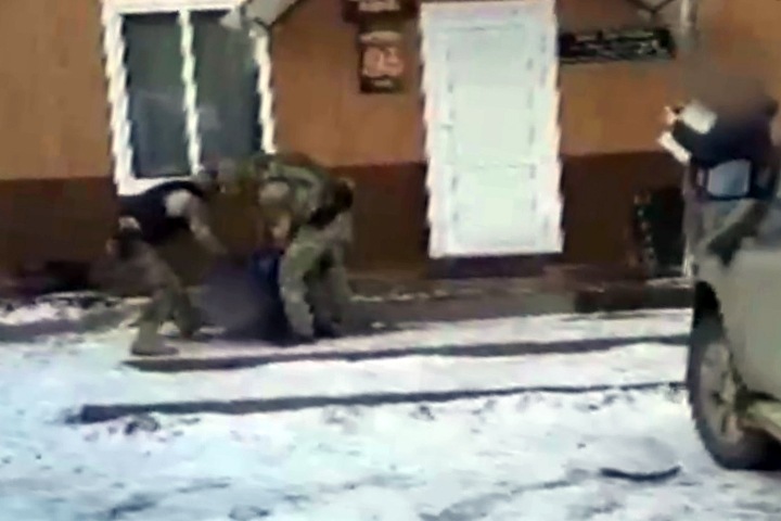 Пять чиновников лесного хозяйства задержали за взятки в Красноярском крае Пять чиновников лесного хозяйства задержали за взятки в Красноярском крае