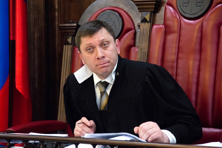 Дело замов Тулеева: как сенатор генералу советовал общественную опасность паяльником выжигать