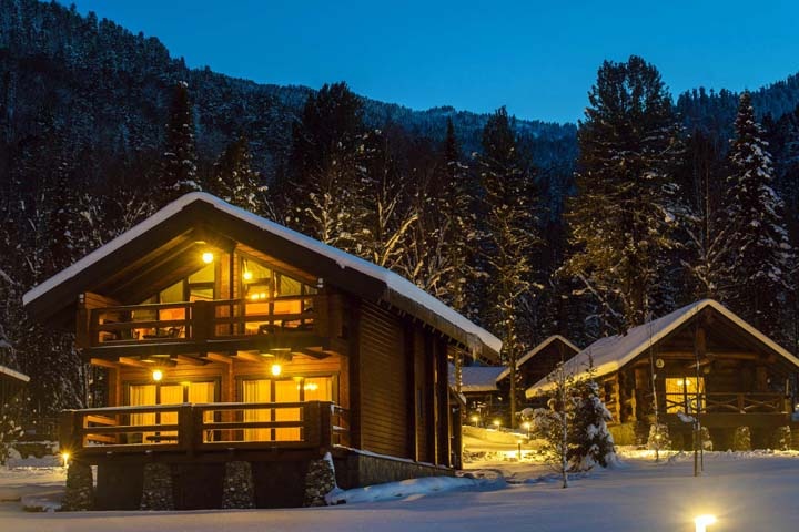 Власти перевели побережье Телецкого озера для бывшей компании Банных Власти перевели побережье Телецкого озера для бывшей компании Банных