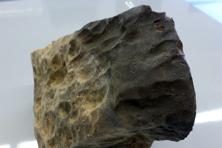 Уральские ученые нашли метеорит в монгольской пустыне