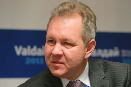 Владислав Иноземцев: Кому по силам спасти Байкал? Владислав Иноземцев: Кому по силам спасти Байкал?