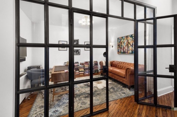 Перегородки в стиле лофт из стекла и металла