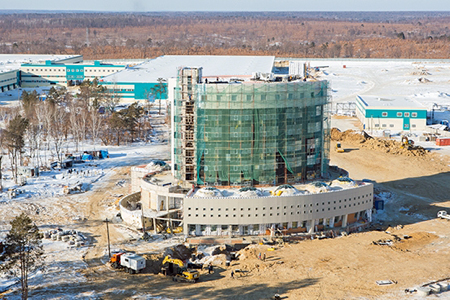 Алтайская компания платила едой строителям космодрома «Восточный»