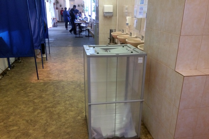 Около 4 тыс. новосибирцев проголосовали досрочно на выборах горсовета Около 4 тыс. новосибирцев проголосовали досрочно на выборах горсовета