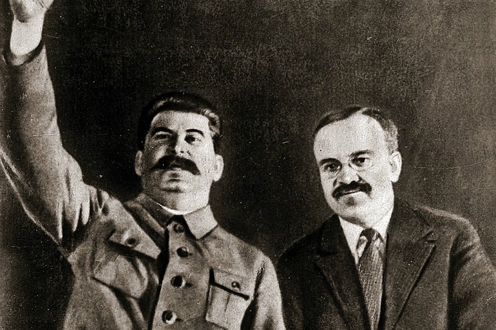 Сталинские традиции всенародного голосования. Новосибирск и памятник репрессиям Сталинские традиции всенародного голосования. Новосибирск и памятник репрессиям