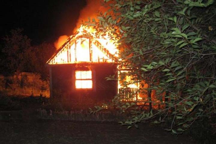 Новосибирский облсуд рассмотрит дело о сожженном из-за 14 тыс. рублей дачнике