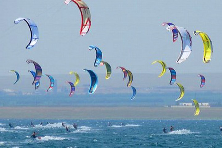 Активный отдых кайтсерфинга в Крыму, с.Межводное