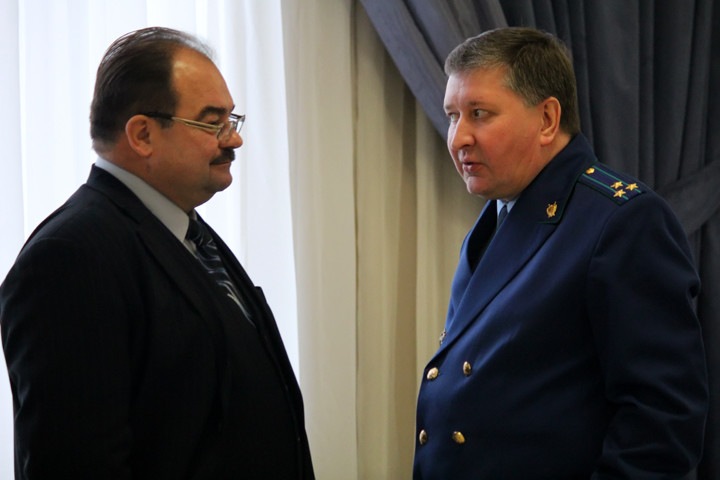 Источники рассказали о новых увольнениях в новосибирской прокуратуре Источники рассказали о новых увольнениях в новосибирской прокуратуре