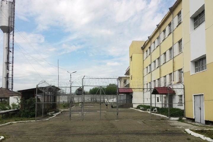 Дело о доведении до самоубийства возбуждено после гибели бывшего военного в томской колонии Дело о доведении до самоубийства возбуждено после гибели бывшего военного в томской колонии