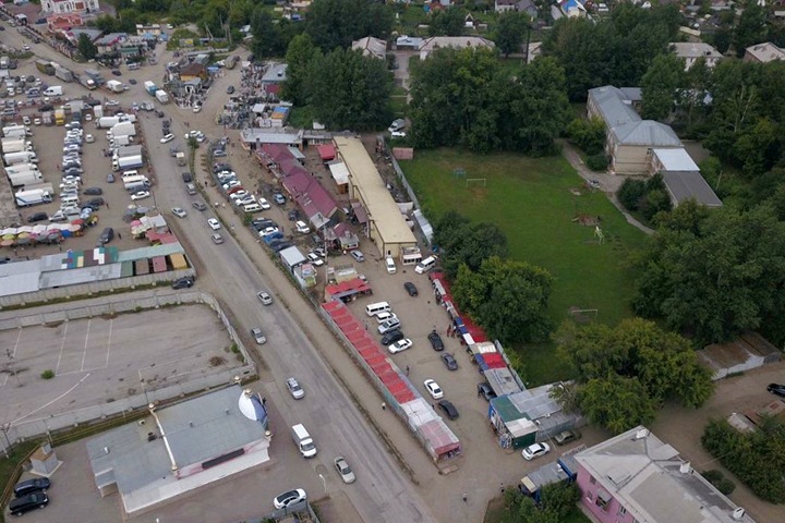 Участок рядом с Хилокским рынком продается в Новосибирске за 43 млн рублей