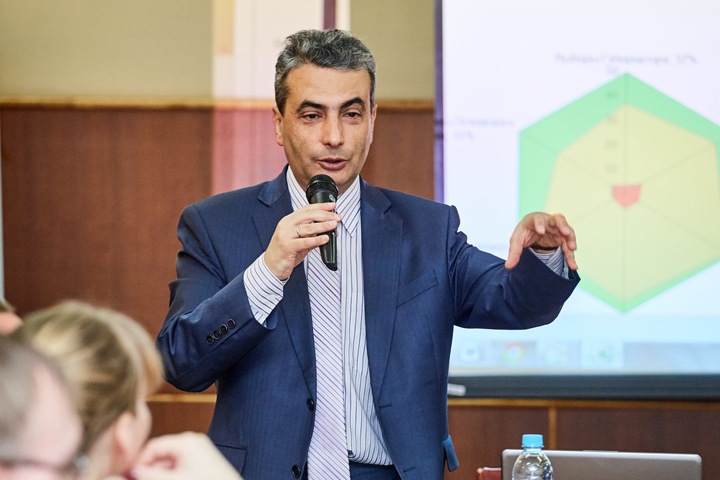 Один из лидеров «Яблока» расскажет, что делать оппозиции после Путина Один из лидеров «Яблока» расскажет, что делать оппозиции после Путина