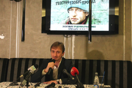 «Победа» показала «Географ глобус пропил» за две недели до начала проката