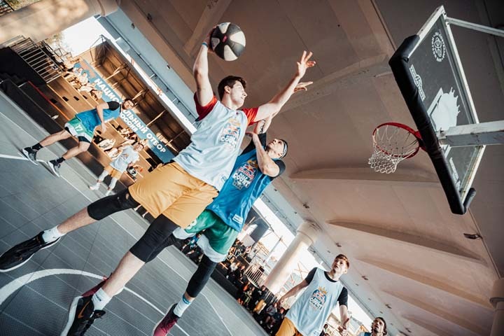Национальный финал Red Bull Half Court пройдёт в Санкт-Петербурге 3 октября Национальный финал Red Bull Half Court пройдёт в Санкт-Петербурге 3 октября