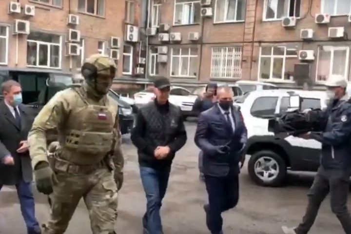 СК рассказал, в чем подозревают Анатолия Быкова