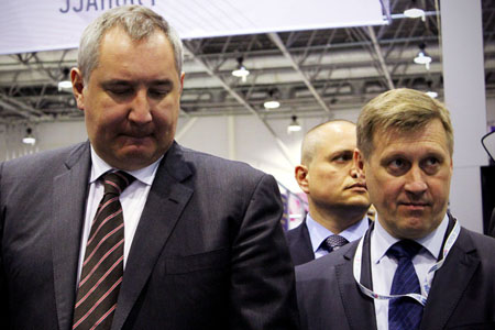 Локоть услышал обещание Рогозина контролировать госзаказ новосибирской «оборонки» Локоть услышал обещание Рогозина контролировать госзаказ новосибирской «оборонки»